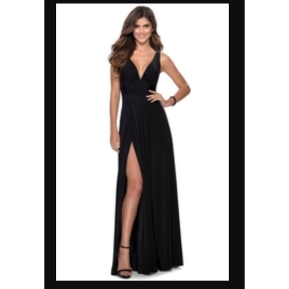 La Femme Gown 28547 Black Size 2 NEW high slit sleeveless vneck formal NEW - Picture 1 of 6
